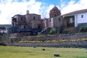 El Convento de Santo Domingo se edificó sobre el Coricancha.