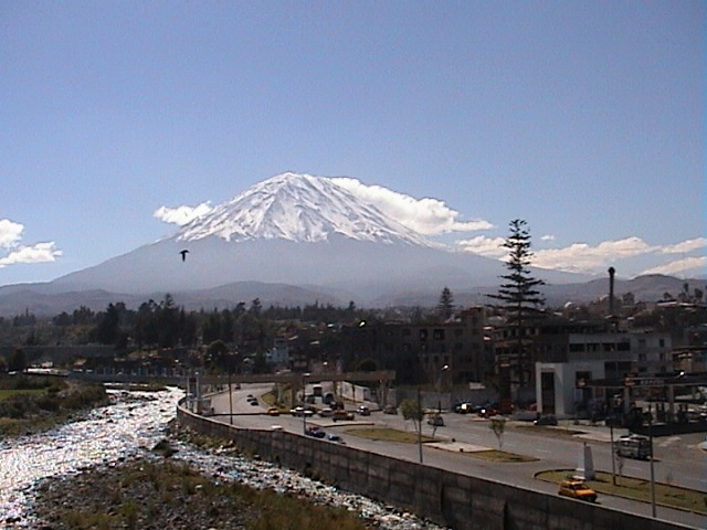 El Misti: "El Volcán Dominante"