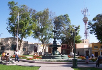 Plaza de armas de Moquegua