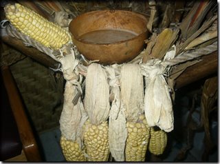 La chicha de jora es servida en vasijas denominadas potos.